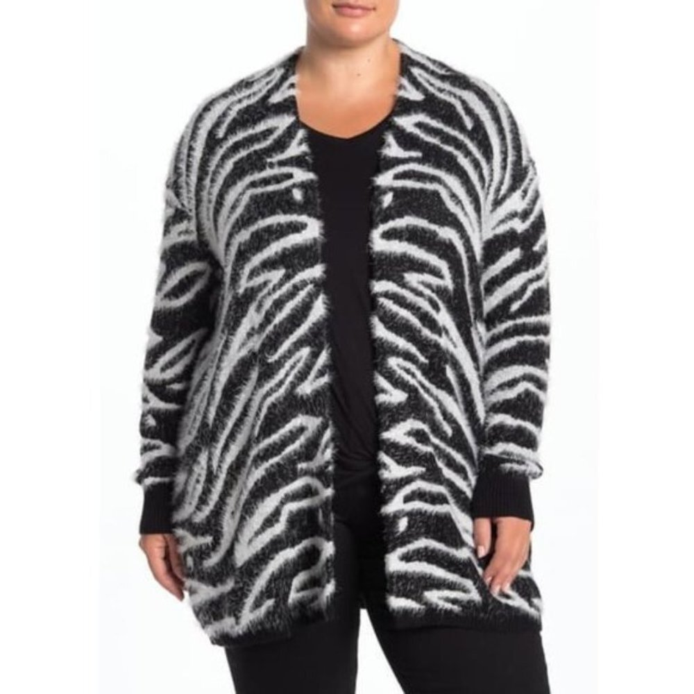 SUSINA Animal Print Eyelash Knit Cardigan
